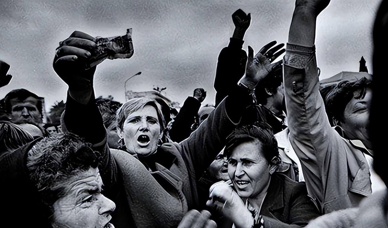 包含阿尔巴尼亚队意外逆袭，惊艳全场夺冠的词条