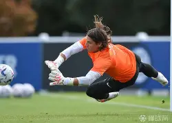 球员伤病有工资吗